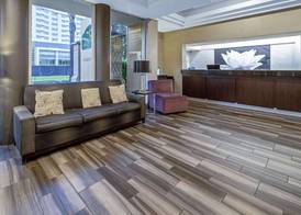 La Quinta by Wyndham Anaheim 2