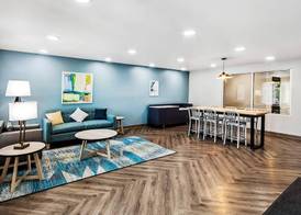 WoodSpring Suites Sumter near Shaw AFB 4