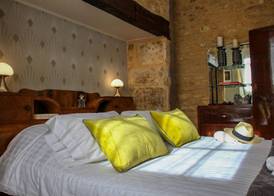 Aux Bories de Marquay, chambres d'hôtes B&B avec piscine et SPA près de Sarlat 3