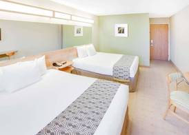 Microtel Inn & Suites by Wyndham Saraland 5