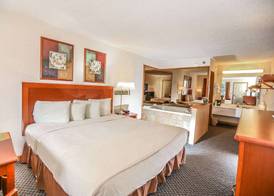 Super 8 by Wyndham Branson - Shepherd of the Hills Exwy 4