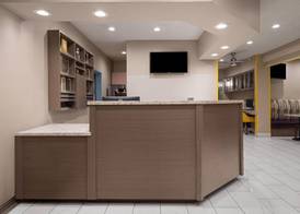 Days Inn & Suites by Wyndham Airport Albuquerque 3