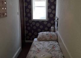 Belroy Hotel 5