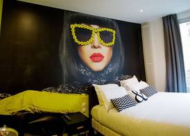 Glam's Hotel 3