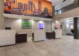 La Quinta by Wyndham Boston-Andover 3