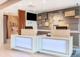 Holiday Inn Express & Suites SPRINGFIELD NORTH by IHG 2