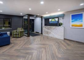 Days Inn by Wyndham Pleasant Prairie Kenosha 3
