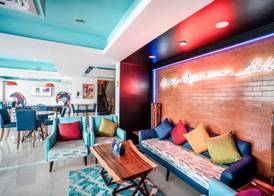 Jomtien Beach Sleep Inn - Steps from Beach & Market 3