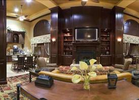 Holiday Inn Express & Suites BLOOMINGTON by IHG 3