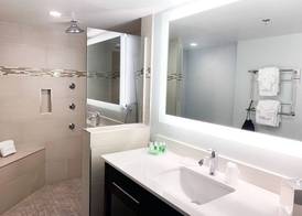 Holiday Inn CHARLOTTESVILLE-UNIV AREA by IHG 5