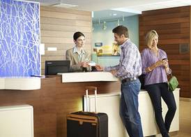 Fairfield Inn & Suites by Marriott Phoenix Tempe/Airport 2
