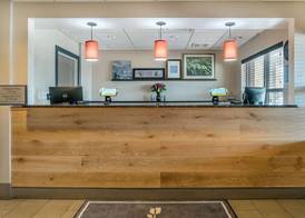 Country Inn & Suites by Radisson, Rossford - Toledo South 2