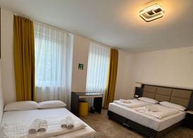 THE PLACE HOTEL - Frankfurt City Messe 3