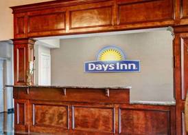 Days Inn & Suites by Wyndham Houston North - Spring 2