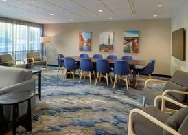 Fairfield Inn & Suites by Marriott Frederick 3