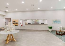 Best Western Plus Crossroads Inn & Suites 2