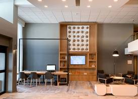 Delta Hotels by Marriott Green Bay 3