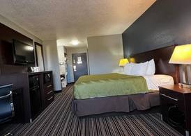 Colby Inn and Suites 3