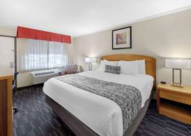 Best Western Plus Ontario Airport & Convention Center 4