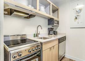 MainStay Suites 3