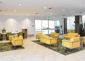 Wyndham Anaheim 4