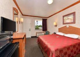 Econo Lodge Killeen near Fort Hood 5
