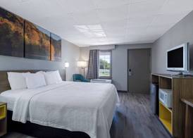 Days Inn by Wyndham Lincolnton 5
