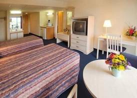 Econo Lodge Inn & Suites Rehoboth Beach 5