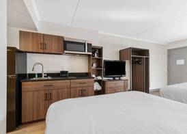 SureStay Studio by Best Western Paradise Lancaster County 5