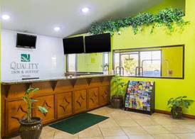 Quality Inn & Suites near Six Flags East 2