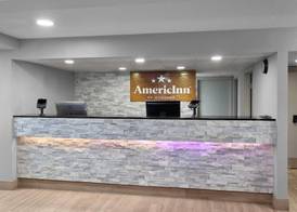 AmericInn by Wyndham Reedsburg 2