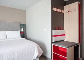 avid hotels - Madison - Monona by IHG 4