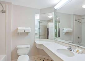 La Quinta Inn & Suites Houston Galleria Area 4
