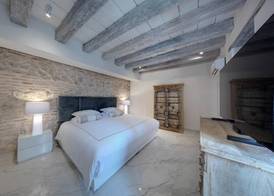 Upper House 5