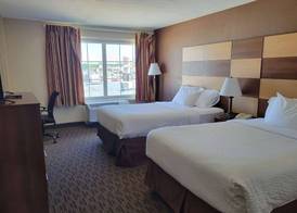 AmericInn by Wyndham Cedar Rapids North 5