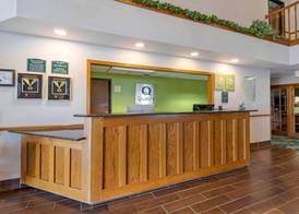 Quality Inn & Suites Stoughton - Madison South 2