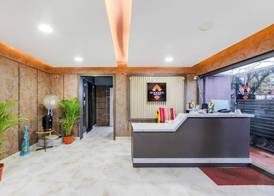 Diamond Suites Service Apartment 2