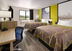 Super 8 by Wyndham South Boston VA 5