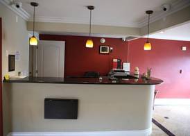 Chateau Inn & Suites 4