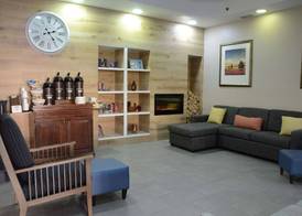 Country Inn & Suites by Radisson, Buford at Mall of Georgia, GA 4
