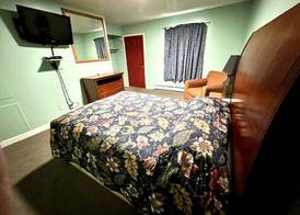 Your Motel 3