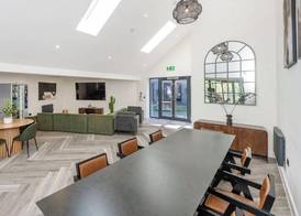 Riverside House by UTDM 3