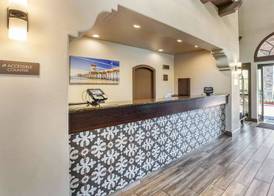 Comfort Inn & Suites Orange County John Wayne Airport 2