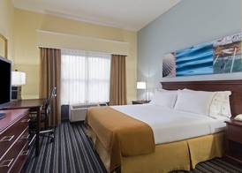 Holiday Inn Express & Suites CLEARWATER NORTH/DUNEDIN by IHG 4