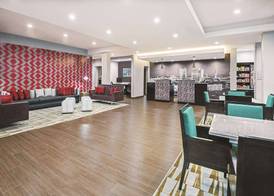 La Quinta by Wyndham San Antonio by Frost Bank Center 2