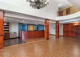 Comfort Suites Atlanta Airport 3