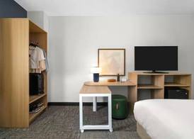 Spark By Hilton Grand Rapids 5