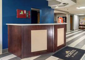 Microtel Inn & Suites by Wyndham Pigeon Forge 2