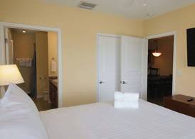 John's Pass Hotel - Fully Remote Check In 3