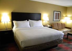 Holiday Inn Express & Suites BOWLING GREEN by IHG 2
